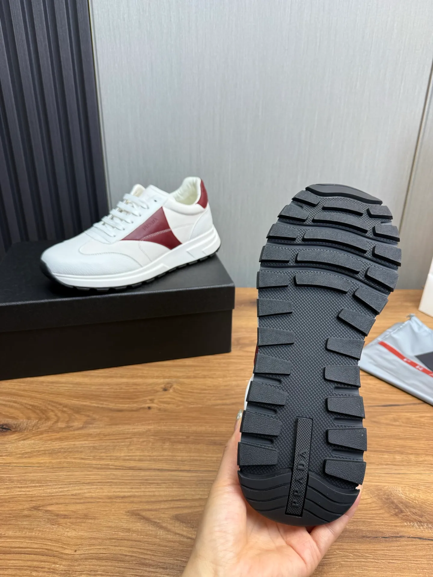 Men's shoes 💰800💰 [PRADA] Men's shoes are popular in the counter, official website is synchronized, 1 high-quality shipment ✔️Original cowhide + cowhide lining, 1🆚1 replica, original sole, 38-45 (38.45 custom-made, non-returnable)
